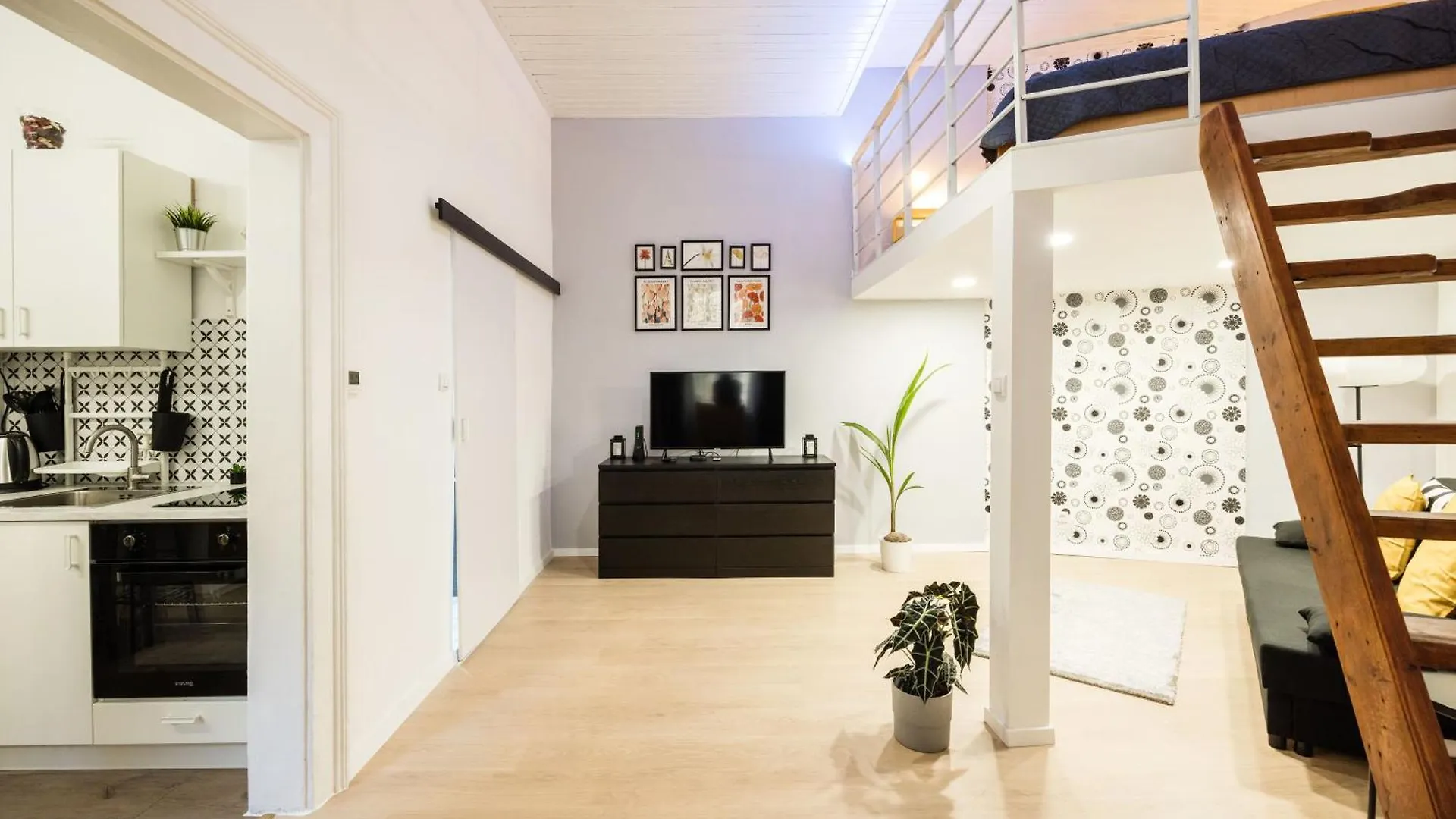 Vibrant Budapest Studio 0*,  Hongarije